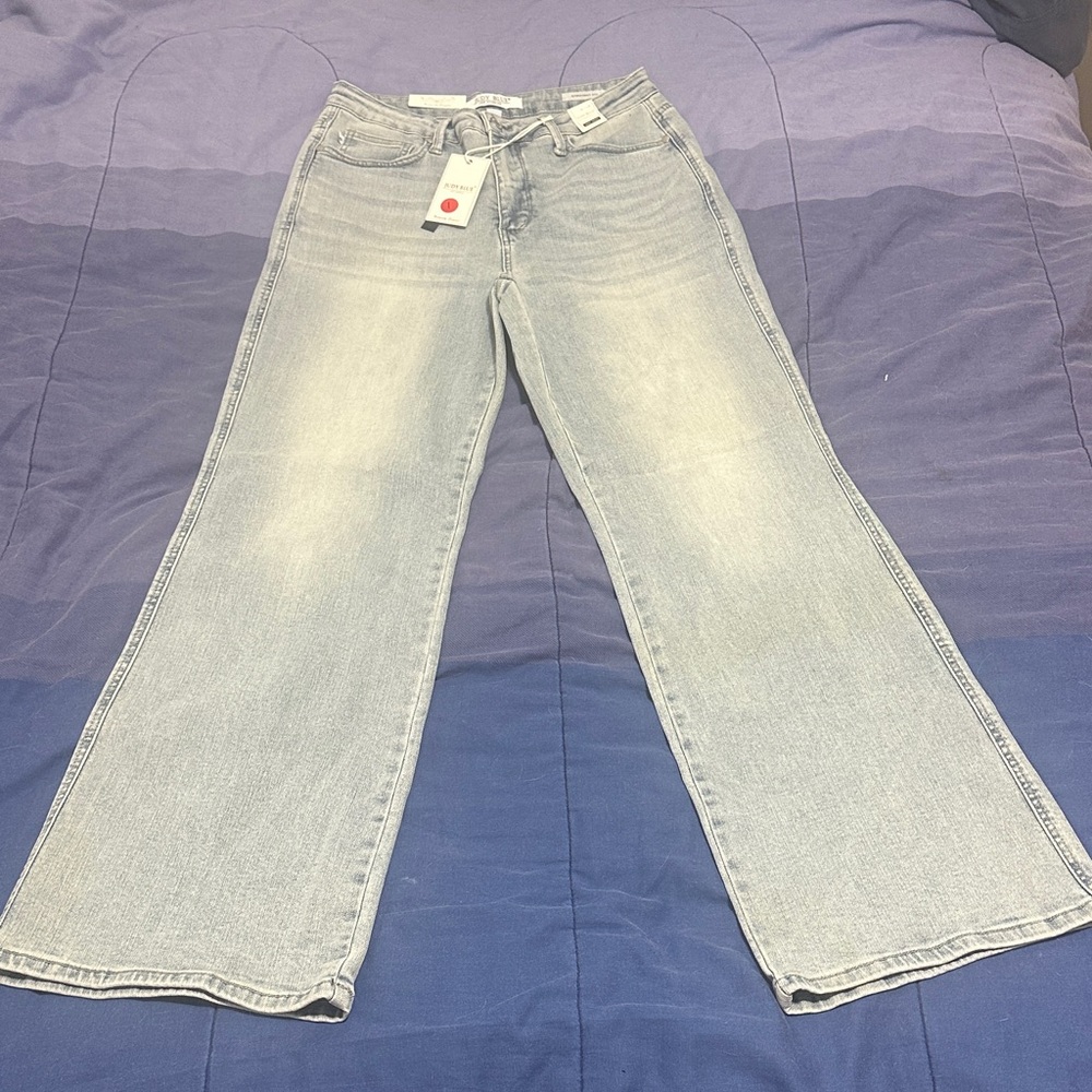 Judy Blue Light Wash Flare Jeans